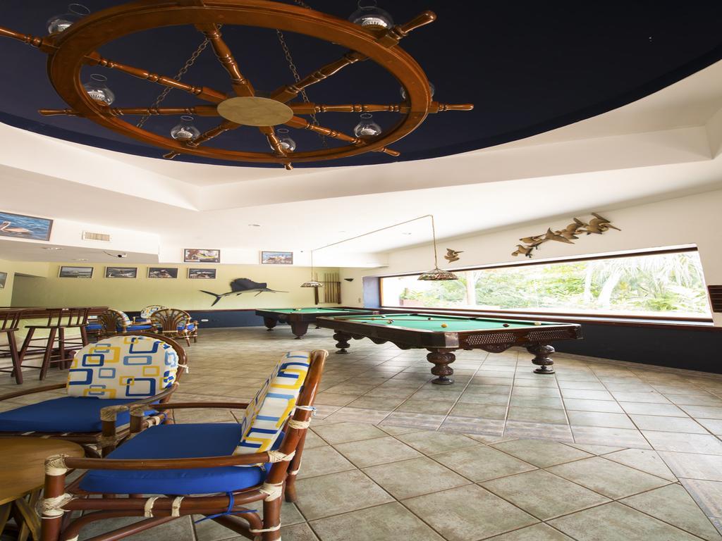 Hotel Soleil Pacifico Chulamar Екстер'єр фото