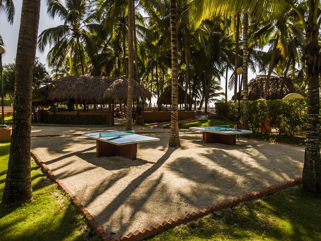 Hotel Soleil Pacifico Chulamar Екстер'єр фото