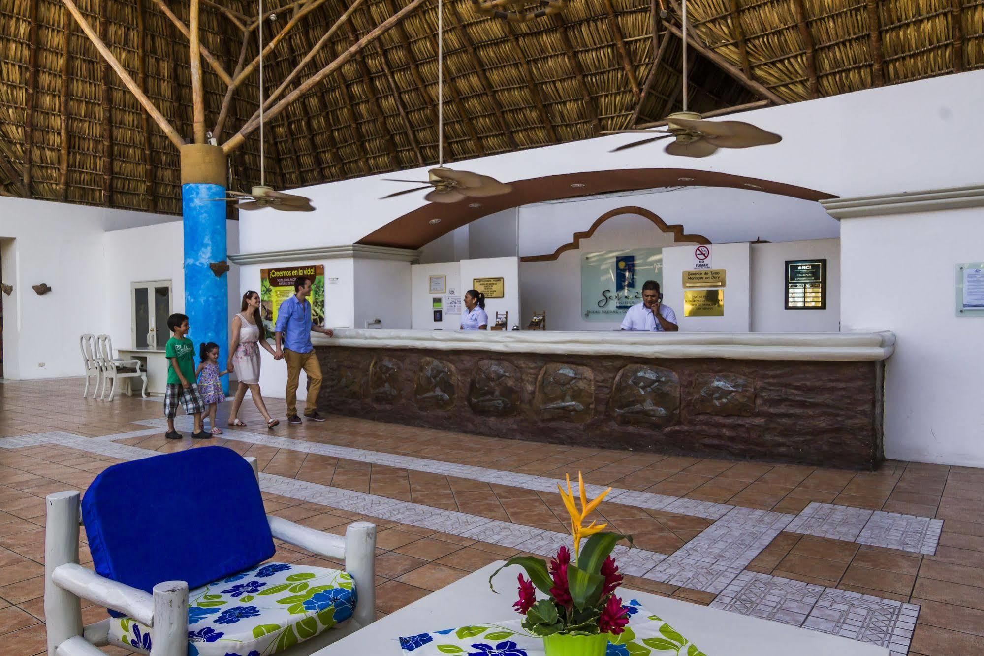 Hotel Soleil Pacifico Chulamar Екстер'єр фото