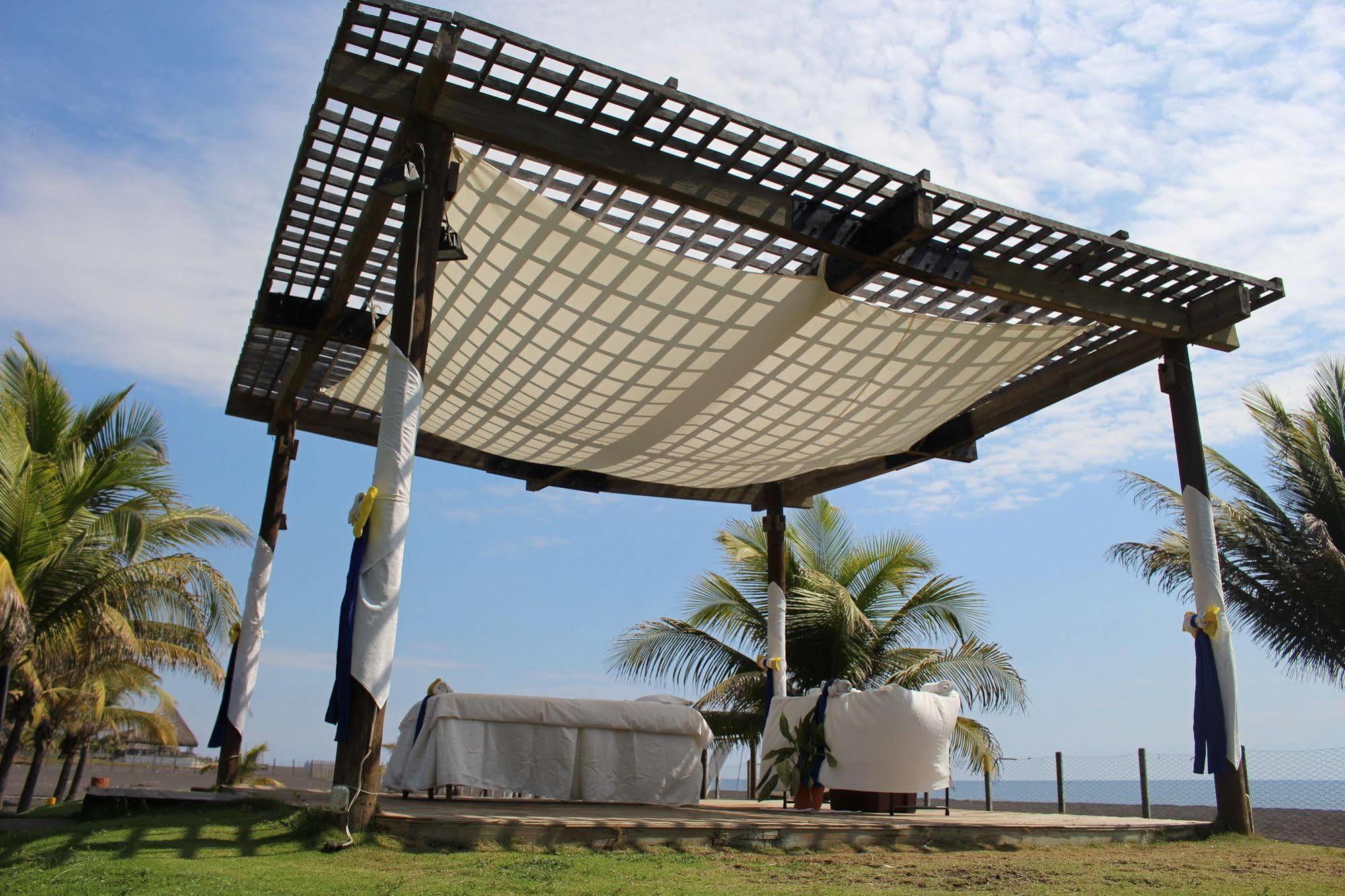 Hotel Soleil Pacifico Chulamar Екстер'єр фото